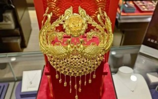 头戴风冠是什么生肖？2025年头上戴冠的生肖