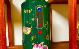 灯下喝白酒是什么生肖？白酒代表什么生肖