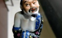 铁捌李是什么生肖？铁拐李打一准确生肖